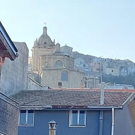 La Terrazza Dell'angelo Apartment *